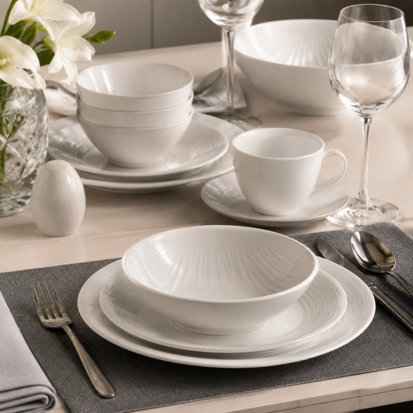 Elevate Your Dining Experience with Premium Tableware