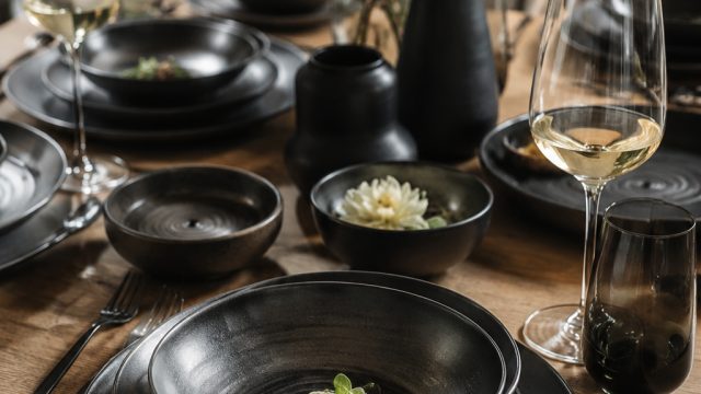 The Art of Dinnerware: How Design Influences Dining Experience